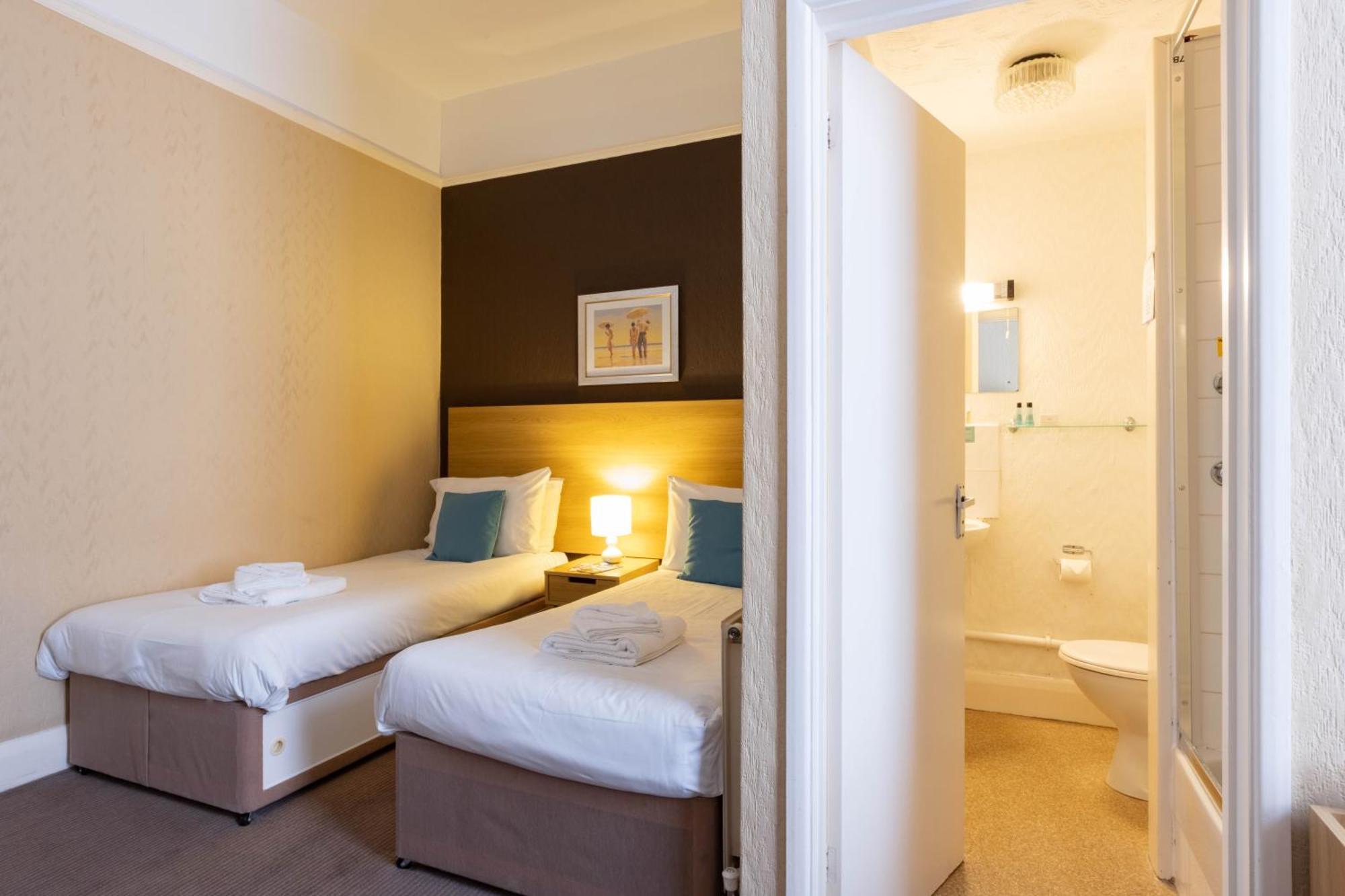 Dilkhusa Grand Hotel By Compass Hospitality Ilfracombe Pokoj fotografie